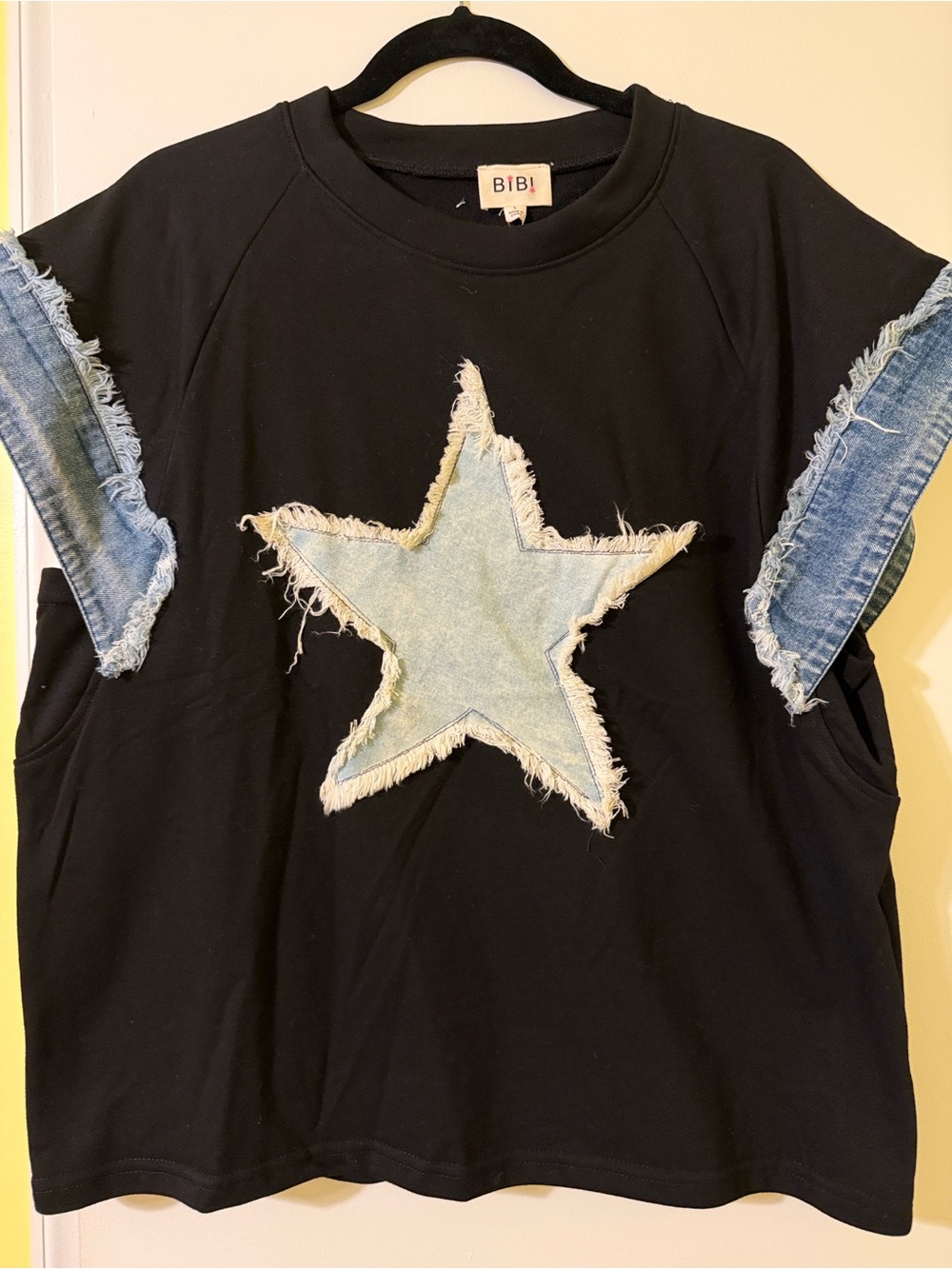 Top with star - Picture 6 of 6